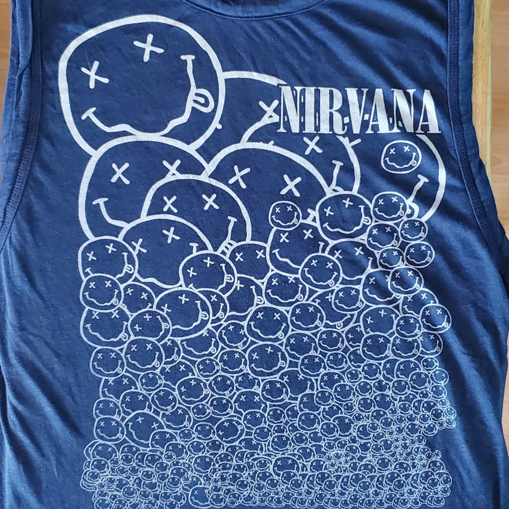 Used Nirvana H&M tank in excellent condition, lots of life left. Rare!